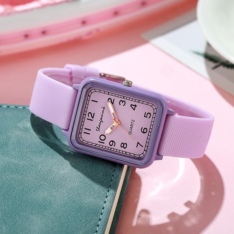 Silicone Band Women - ファッション長方形ダイヤルレディースクォーツ時計シリコンストラップレディース腕時計リロイムヘールガールズクロックギフト