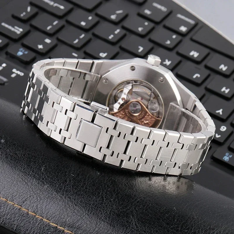 AP 15400、15703、AP ROYAL OAK、オー - Audemars Piguet Watch Royal Oak のレビューと価格