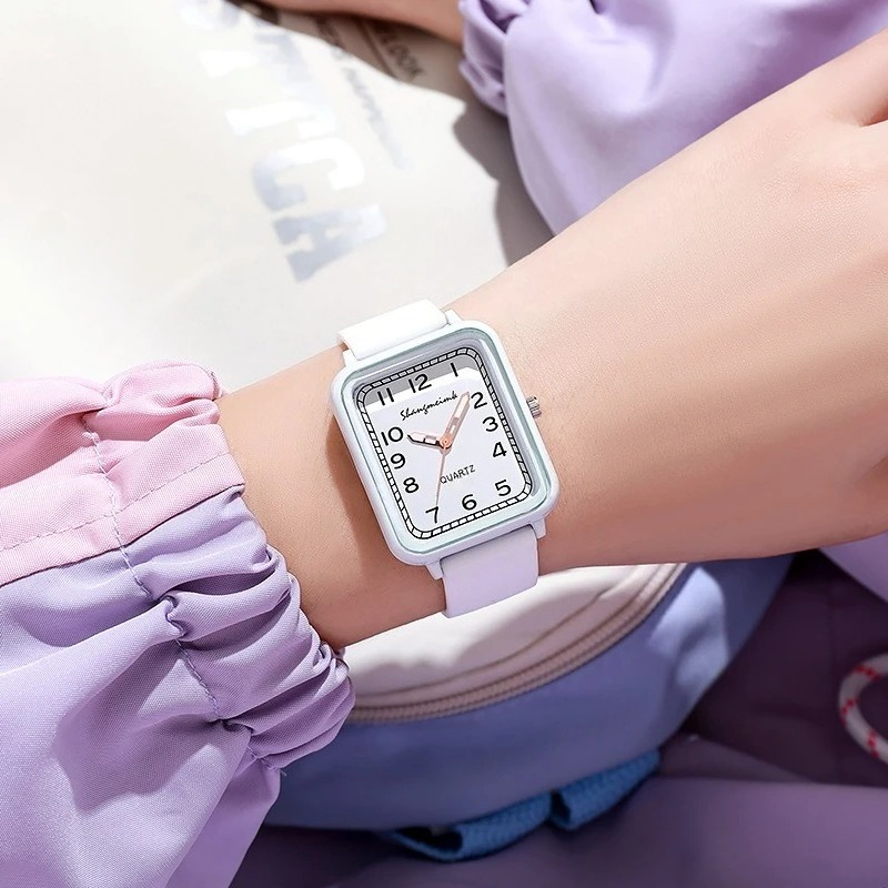 ファッション長方形ダイヤルレディースクォーツ時計シリコンスト - Silicone Band Women のレビューと価格